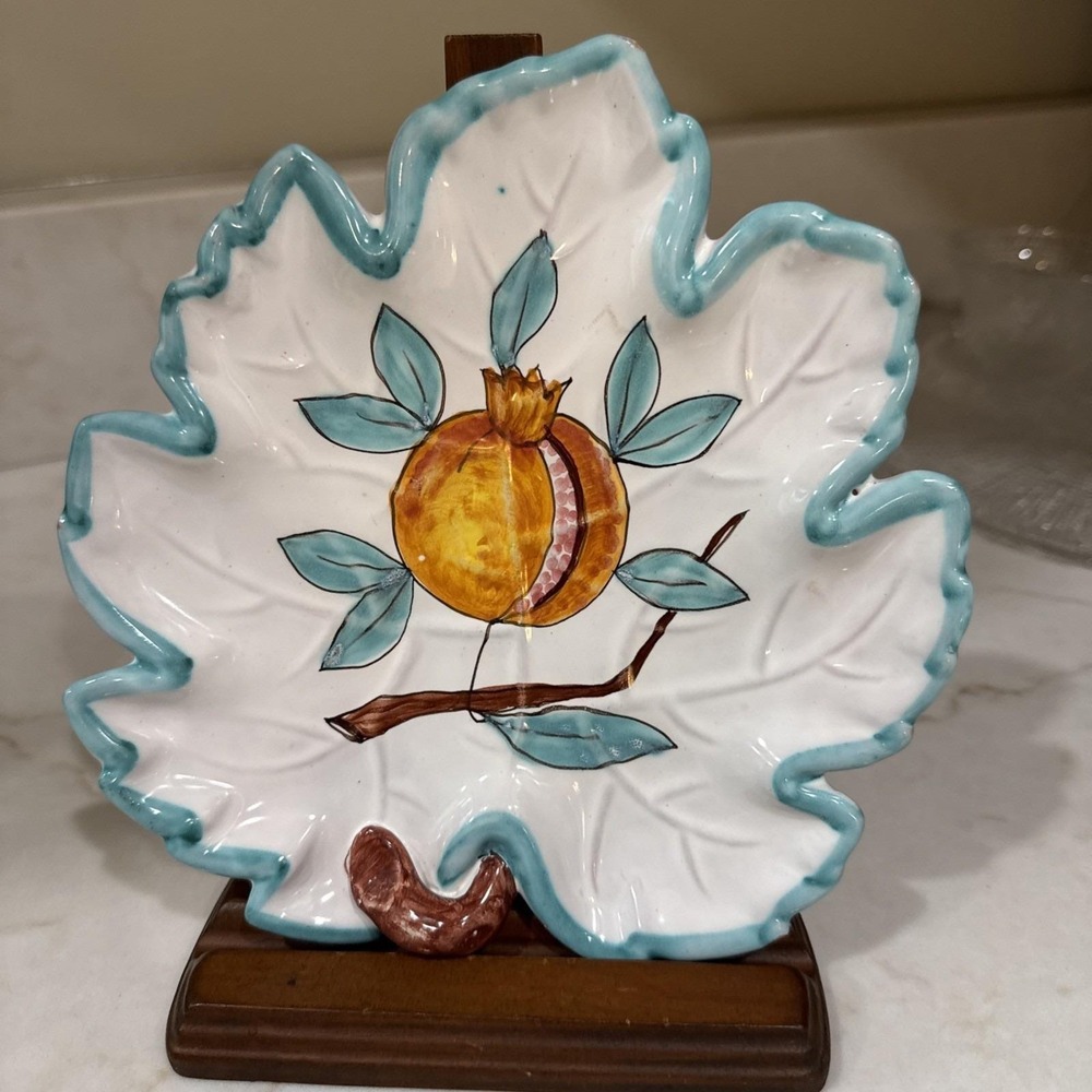 Deruta Hand Painted Signed Leaf shaped Pomegranate Plate vintage made in Italy